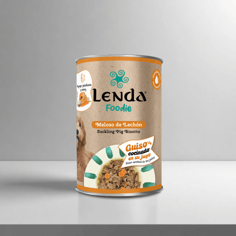 Maiale da latte in brodo per cani