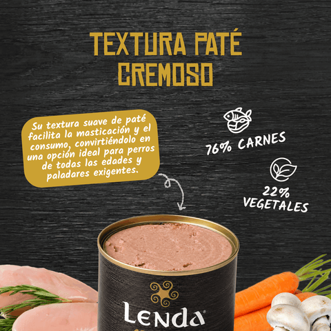 Cibo umido al pollo con carote