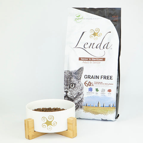 Lenda Senior & Sterilized